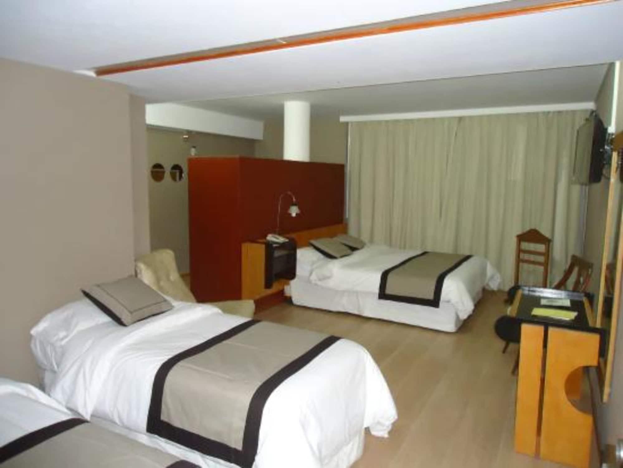 Hotel Tehuelche Esquel Exterior photo