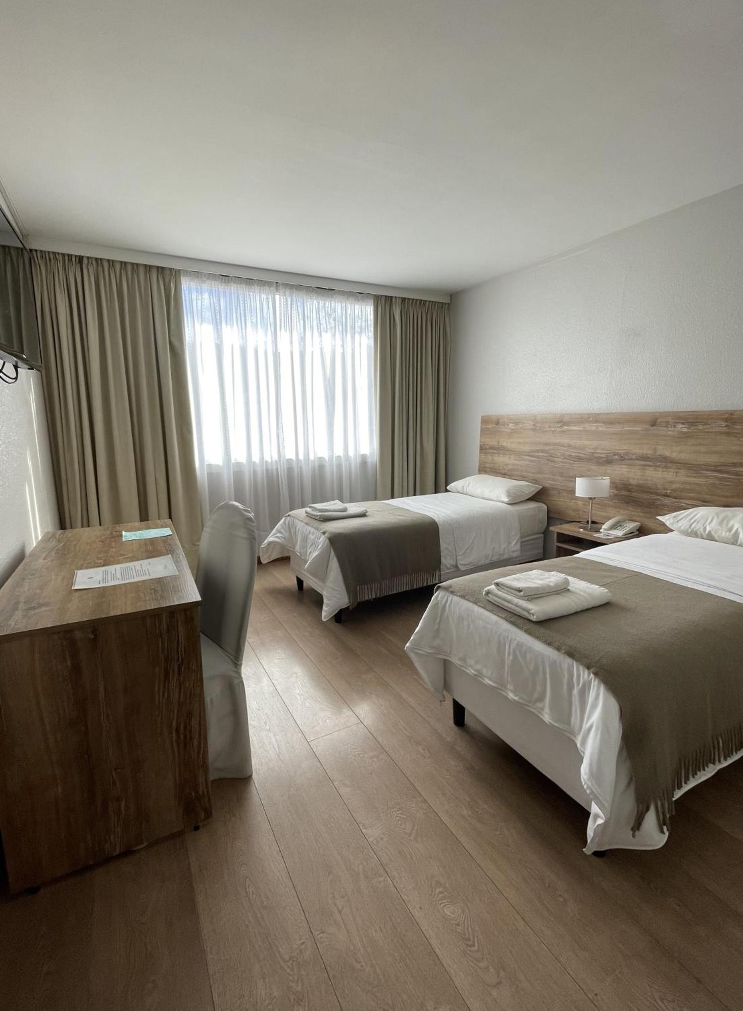 Hotel Tehuelche Esquel Exterior photo