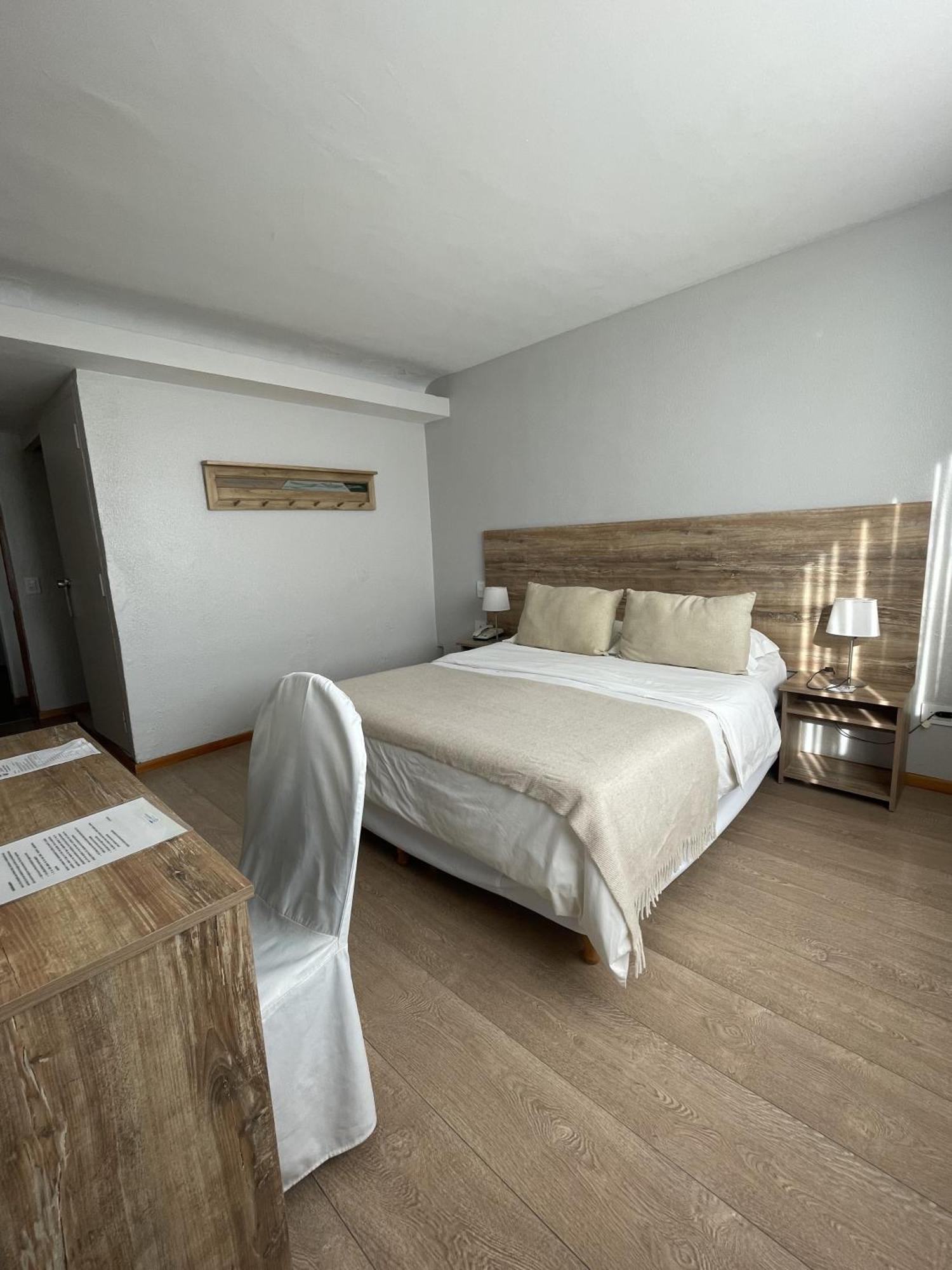 Hotel Tehuelche Esquel Exterior photo